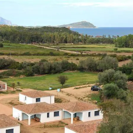 Отель Baia Cea 4*